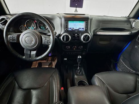 Used 2016 Jeep Wrangler Unlimited Sahara w/ Max Tow Package AWD/4WD image 25