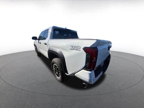 Used 2025 Toyota Tacoma TRD Off-Road image 4