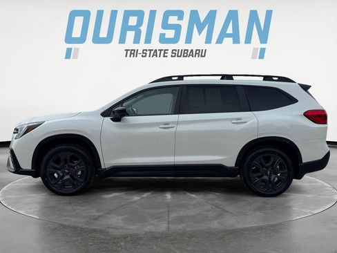 Certified 2025 Subaru Ascent Bronze Edition w/ Onyx Package AWD/4WD image 3