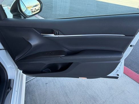 Used 2023 Toyota Camry XLE w/ Navigation Package image 20
