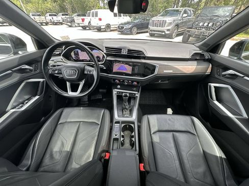 Used 2020 Audi Q3 2.0T Premium Plus AWD/4WD image 21