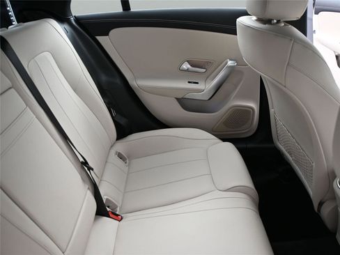 Used 2024 Mercedes-Benz CLA 250 4MATIC image 23