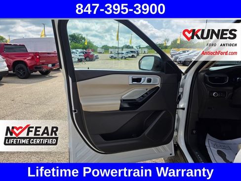 Certified 2021 Ford Explorer Platinum w/ Equipment Group 601A AWD/4WD image 21