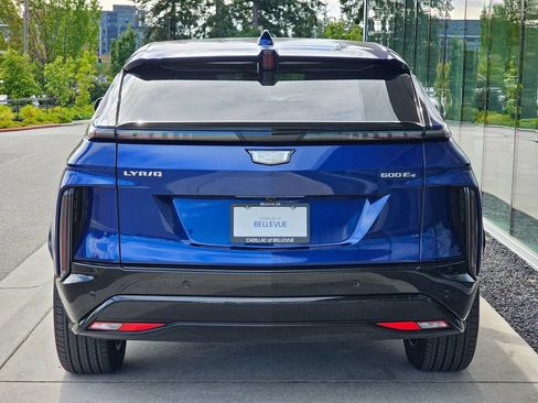 New 2026 Cadillac Lyriq Sport AWD/4WD image 4