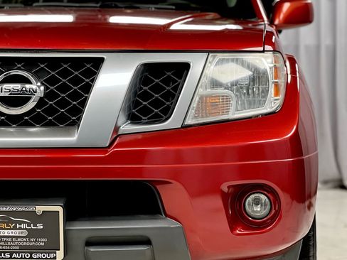 Used 2016 Nissan Frontier PRO-4X w/ Pro-4x Luxury Package image 3