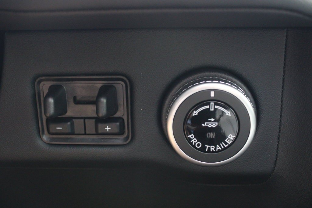 New 2027 Lincoln Navigator Reserve AWD/4WD image 14