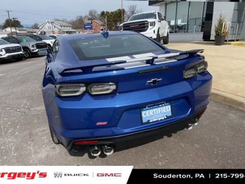 Certified 2021 Chevrolet Camaro SS image 9