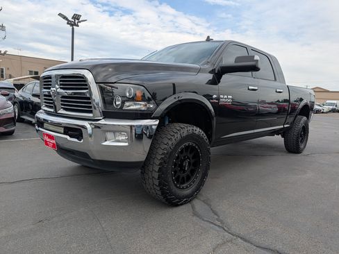 Used 2018 RAM 2500 Big Horn AWD/4WD image 2