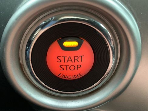 Used 2018 Nissan Titan PRO-4X w/ Pro-4x Convenience Package image 10