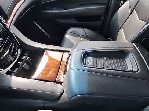 Used 2018 Cadillac Escalade ESV Premium Luxury image 20