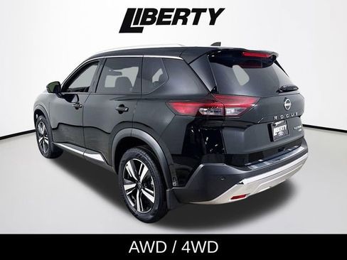 Used 2023 Nissan Rogue Platinum w/ Platinum Premium Package image 5