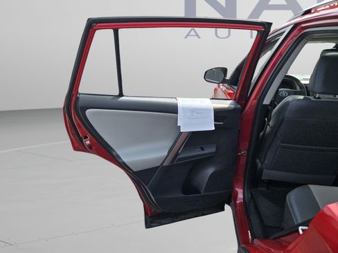 Used 2015 Toyota RAV4 Limited w/ Technology Package FWD image 19