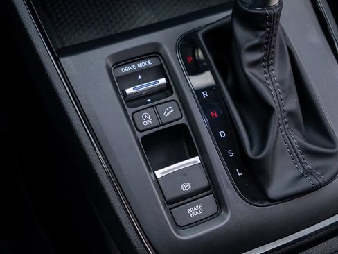 Used 2023 Honda CR-V LX image 14