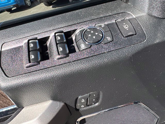 Used 2019 Ford F250 Lariat w/ Lariat Ultimate Package AWD/4WD image 22