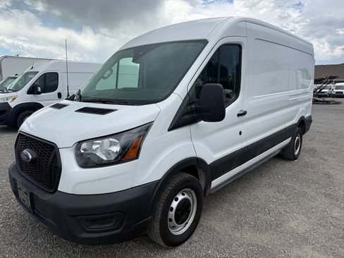 Used 2024 Ford Transit 250 148 Medium Roof RWD image 7