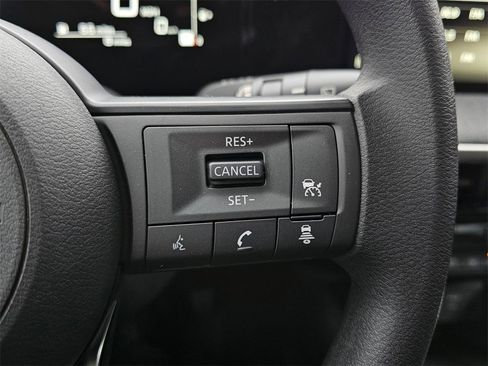 New 2026 Nissan Kicks SV image 14