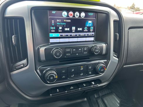 Used 2019 GMC Sierra 3500 SLE w/ Suspension Package, Off-Road AWD/4WD image 10