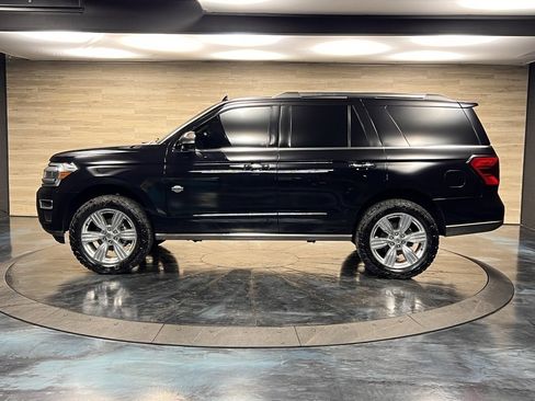 Used 2024 Ford Expedition King Ranch image 18
