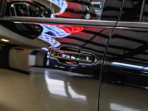 Used 2018 Chevrolet Silverado 1500 LTZ Z71 w/ Midnight Edition image 32