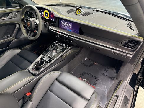 Certified 2026 Porsche 911 Carrera GTS RWD image 13