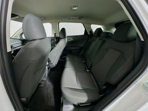 Used 2024 Kia Sportage LX image 27