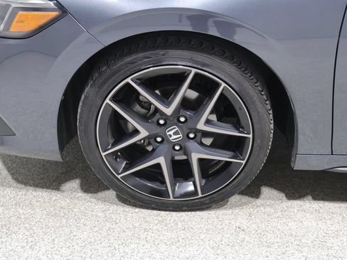 Used 2024 Honda Civic Sport Touring image 7