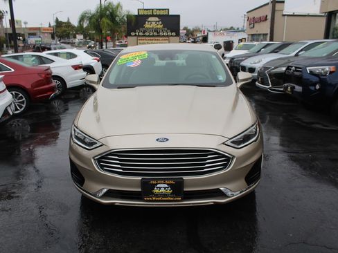 Used 2019 Ford Fusion SEL image 3