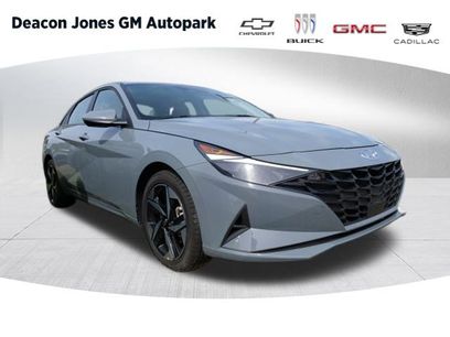 Used 2023 Hyundai Elantra SEL w/ Convenience Package