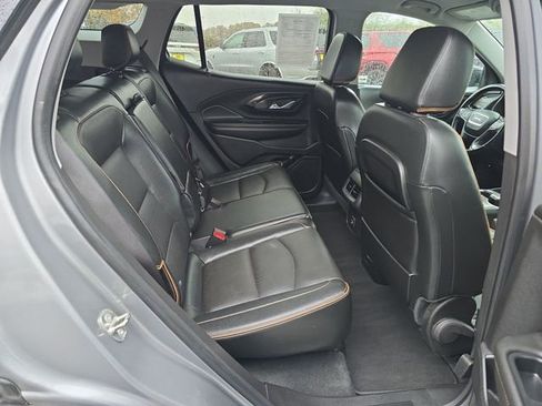 Used 2023 GMC Terrain AT4 image 31