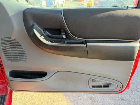 Used 2009 Ford Ranger XL image 18