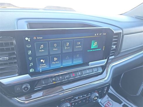 Used 2024 Chevrolet Silverado 1500 LT Trail Boss w/ Convenience Package II image 21