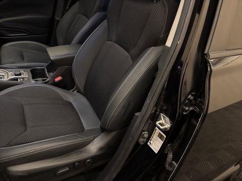 Used 2023 Subaru Forester Premium image 10