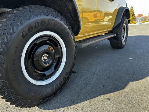 Certified 2024 Ford Bronco Heritage Edition image 12