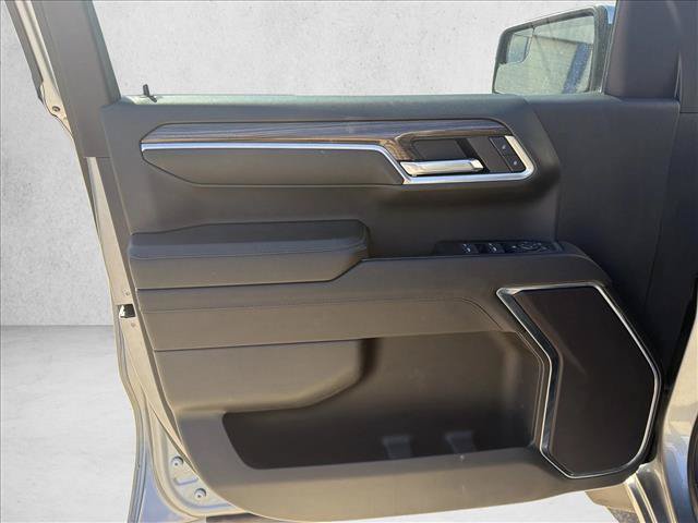Used 2024 Chevrolet Silverado 1500 LT w/ Leather Package RWD image 9