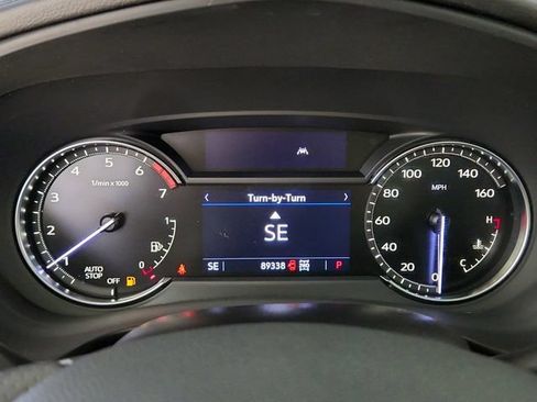 Used 2023 Cadillac XT4 Sport w/ Cold Weather Package AWD/4WD image 13