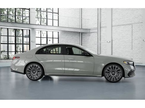 New 2026 Mercedes-Benz E 450 4MATIC Sedan image 15