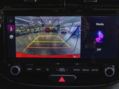 Used 2025 Kia Soul GT-Line image 7