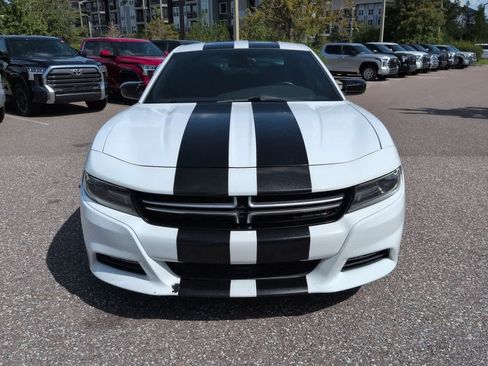 Used 2016 Dodge Charger SXT RWD image 9
