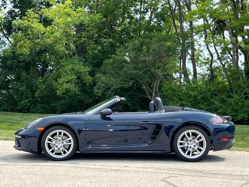 Certified 2019 Porsche 718 Boxster RWD image 2