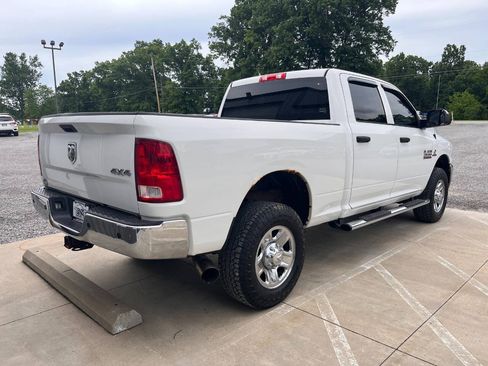 Used 2014 RAM 2500 Tradesman w/ Chrome Appearance Group AWD/4WD image 7