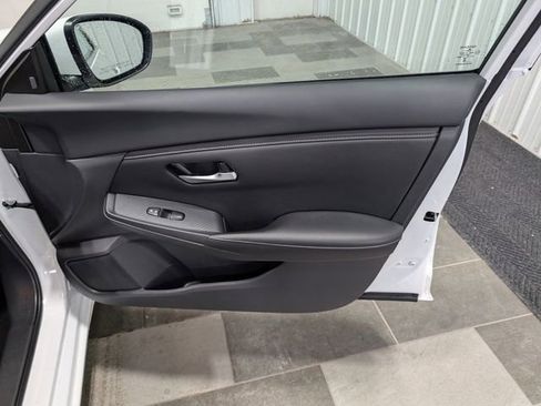 Used 2025 Nissan Sentra SV image 26