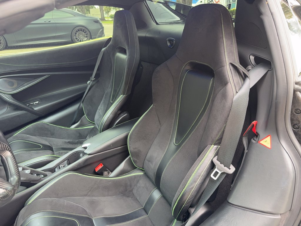 Used 2022 McLaren 720S Performance RWD image 10