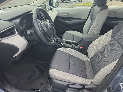 Used 2024 Toyota Corolla LE FWD image 8