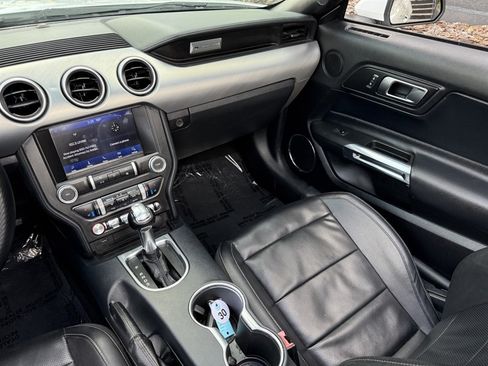Used 2021 Ford Mustang Premium RWD image 21