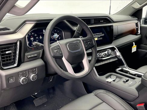 New 2026 GMC Sierra 2500 Denali w/ Denali Reserve Package image 4