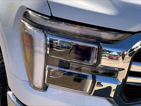 New 2025 Ford F150 Lariat image 13