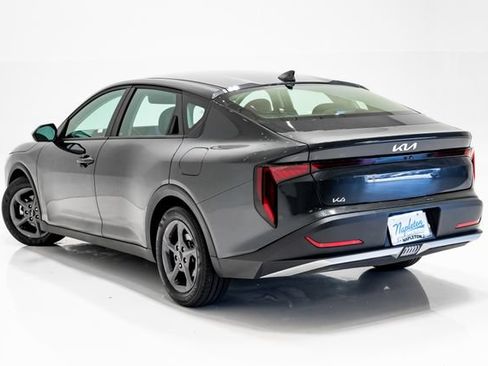 Used 2025 Kia K4 FWD image 27