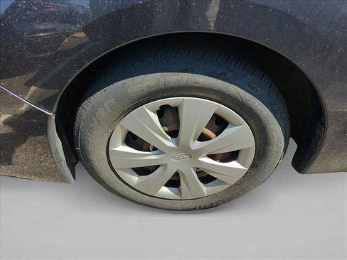 Used 2013 Subaru Impreza 2.0i AWD/4WD image 2