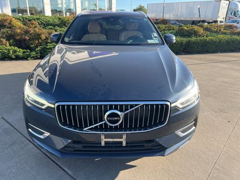 Used 2018 Volvo XC60 T5 Inscription image 3