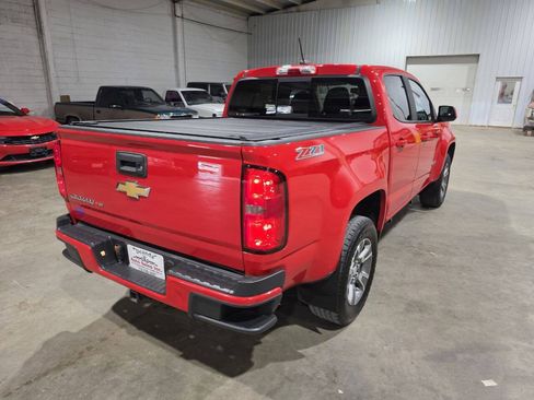 Used 2017 Chevrolet Colorado Z71 AWD/4WD image 11